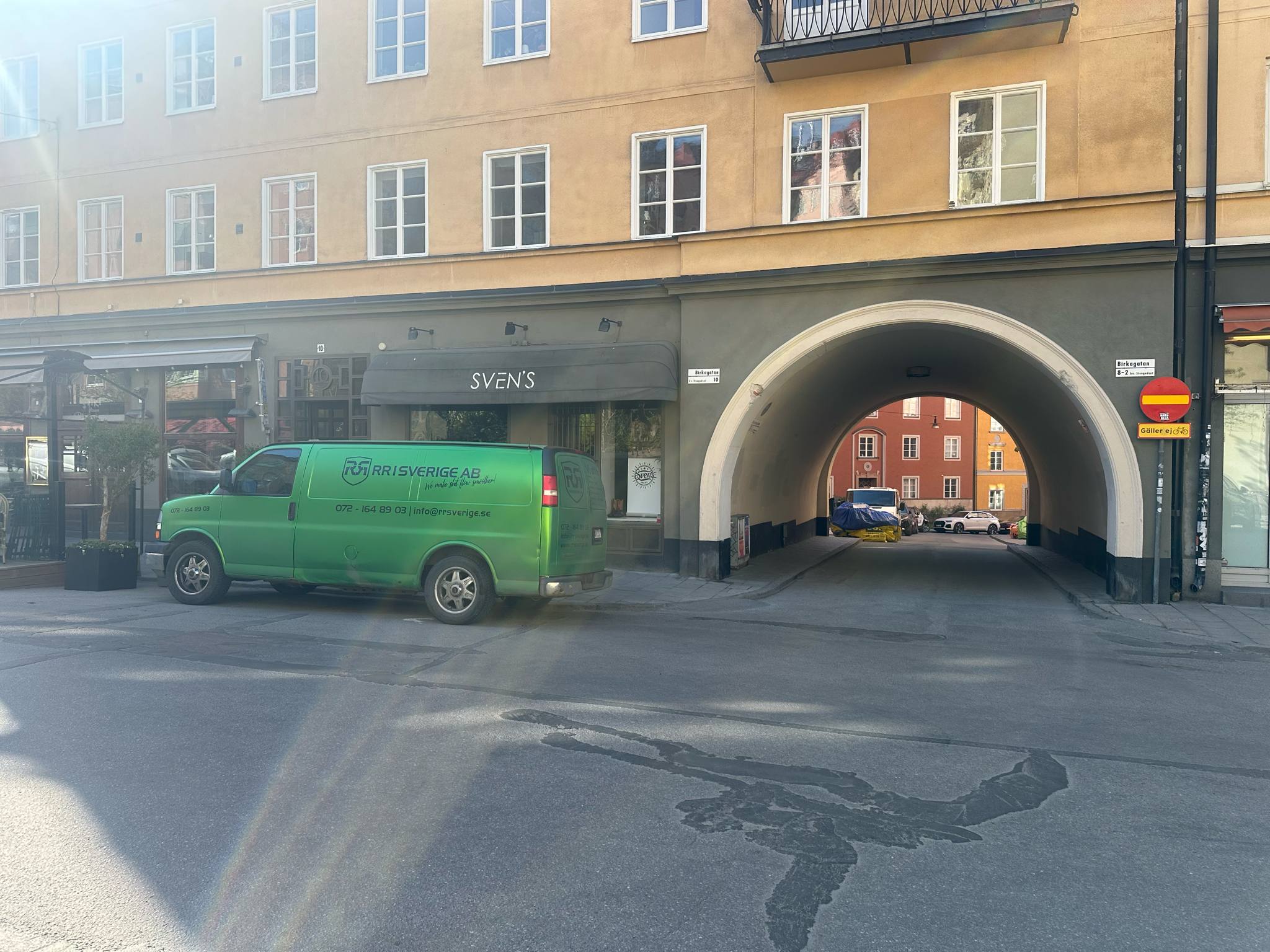 RRsyds spolbil är på plats i stockholm för att förbereda för relining